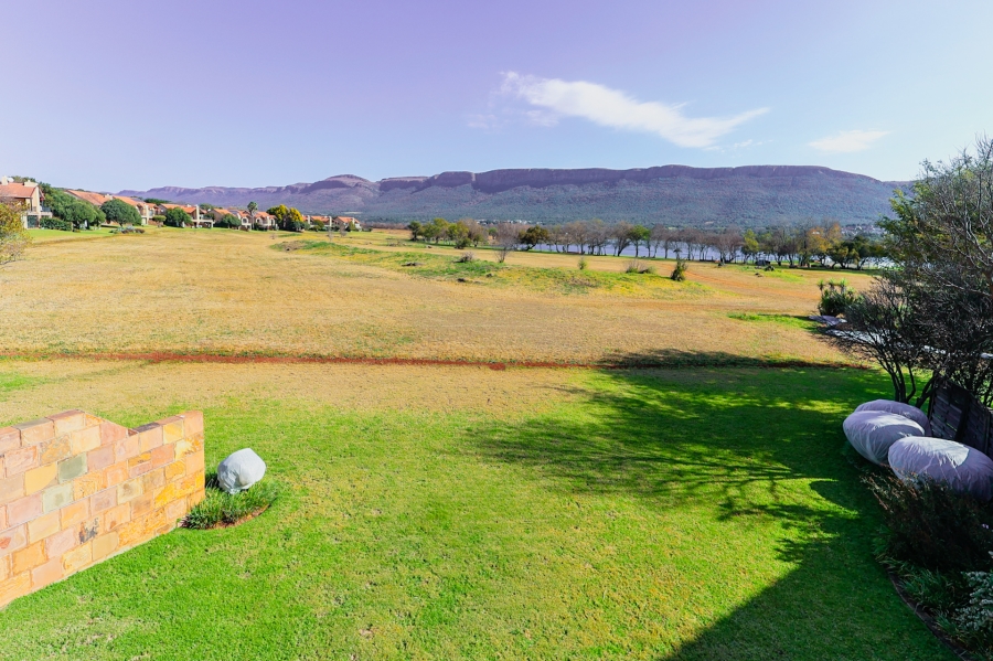 3 Bedroom Property for Sale in The Coves North West